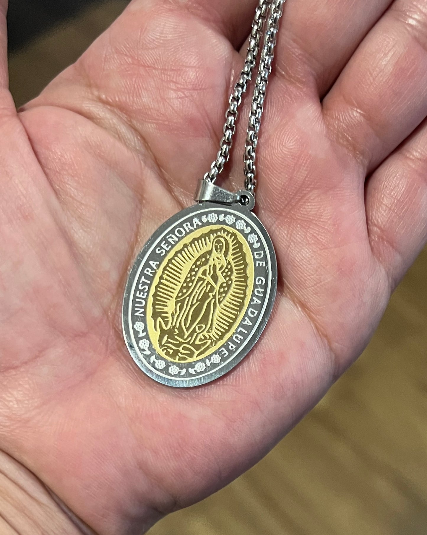 Collare Virgen de Guadalupe